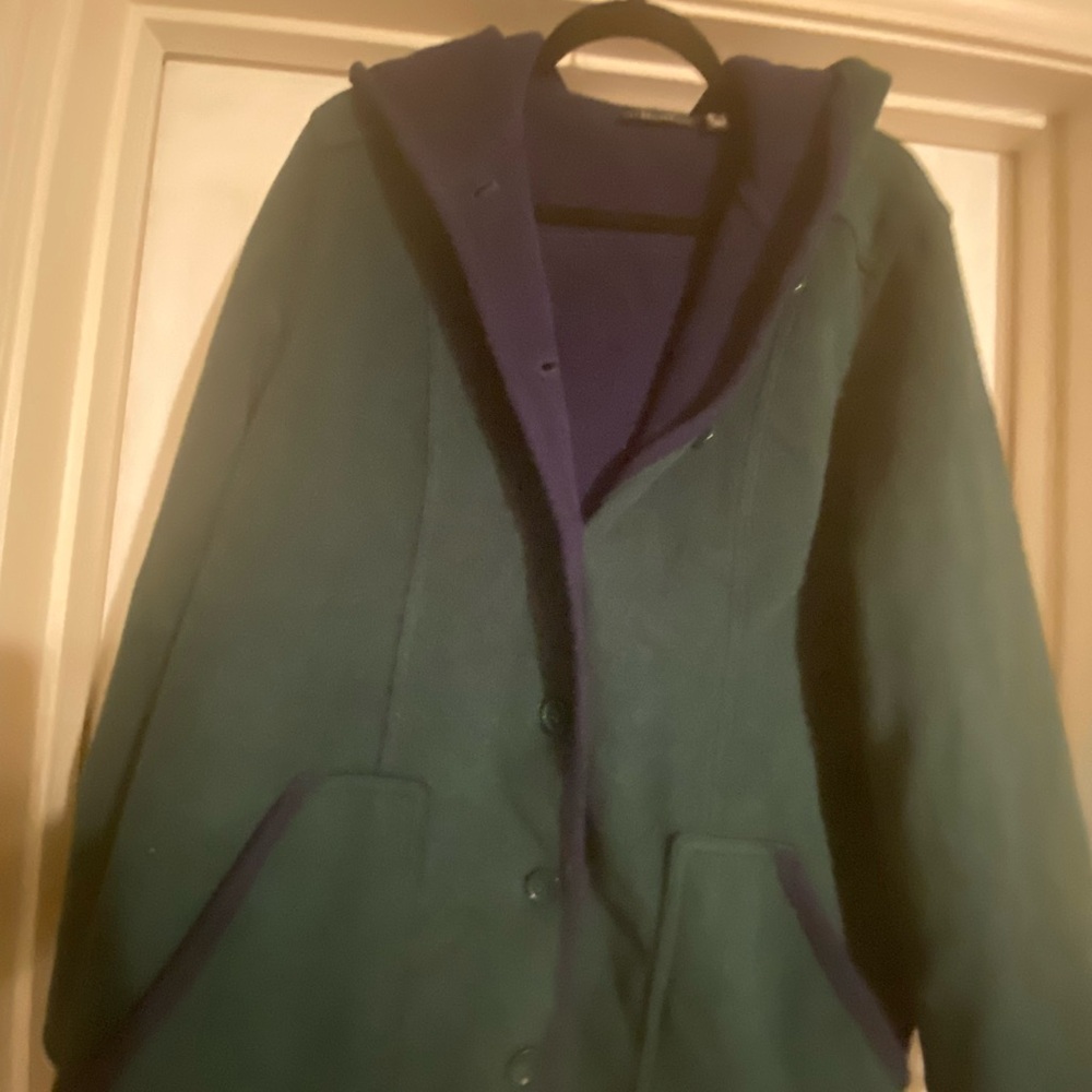 EUC Susan Graver Weekend Fleece Hooded Jacket Green with Navy trim Large